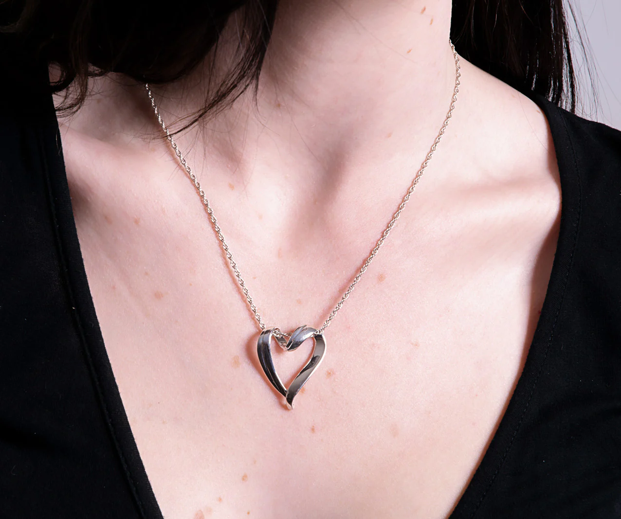 Locking Sterling Silver Fine Rope Chain Necklace with Sliding Heart Pendant - Image 6